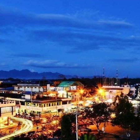 Hotel Benteng Bukittinggi Esterno foto