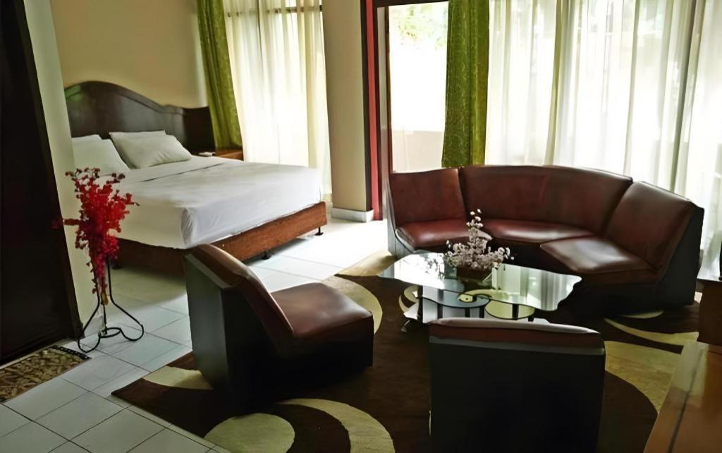 Hotel Benteng Bukittinggi Esterno foto