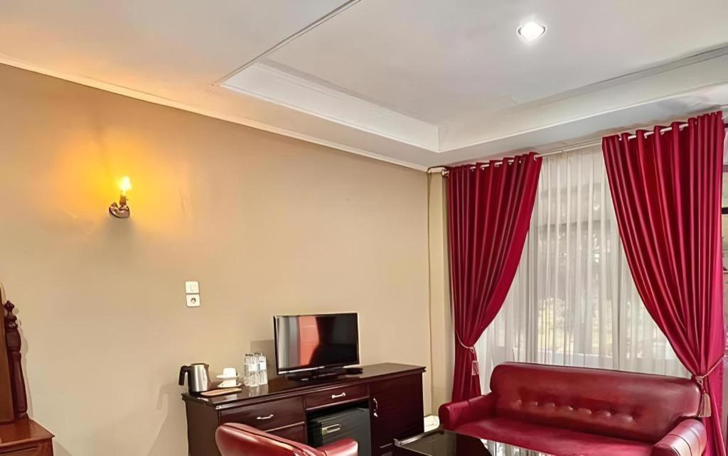 Hotel Benteng Bukittinggi Esterno foto